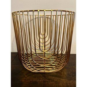 Bend Goods Iron Wire Bucket 8" x 8"